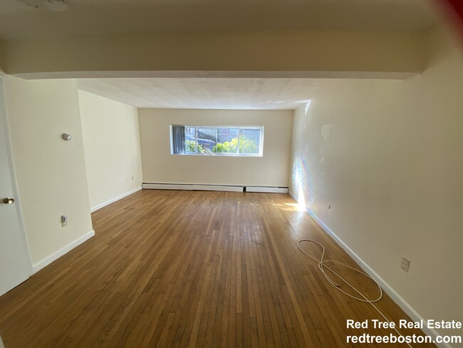 34 Gardner St in Boston, MA - Foto de edificio - Building Photo