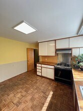 10 Packard Ave, Unit 1 in Somerville, MA - Foto de edificio - Building Photo