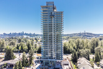 2050-2070 Marine Dr in North Vancouver, BC - Building Photo - Building Photo