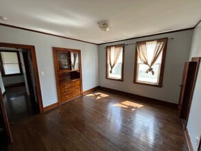2446 Lewis St in Blue Island, IL - Building Photo - Building Photo