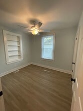 2729 E Surrey Dr in North Charleston, SC - Building Photo - Building Photo