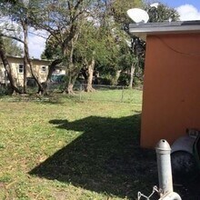 2545 York St-Unit -A in Opa Locka, FL - Building Photo - Building Photo