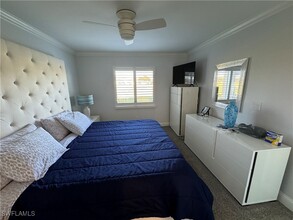5975 Bloomfield Cir in Naples, FL - Building Photo - Building Photo