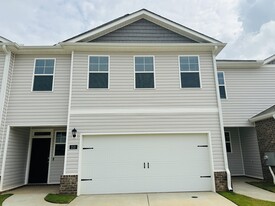 215 Maple Spring Trl