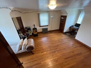 75 Brefni St, Unit 1 in Amityville, NY - Building Photo - Building Photo