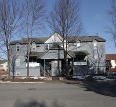 Kings Point Apartments in Schenectady, NY - Building Photo - Building Photo