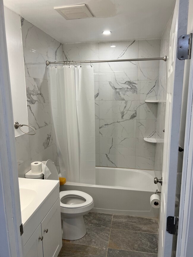 300 Huntingdon Pike, Unit 2B in Rockledge, PA - Building Photo - Building Photo