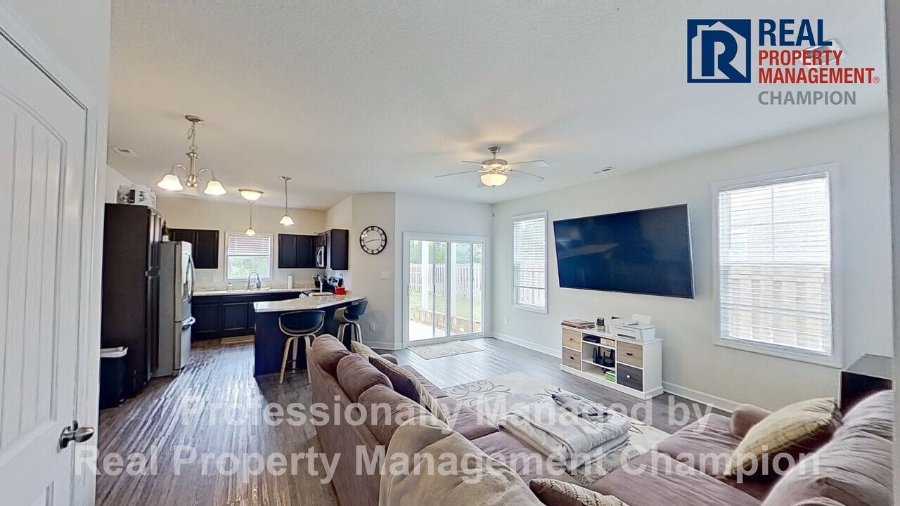 266 Currituck Dr in Holly Ridge, NC - Building Photo