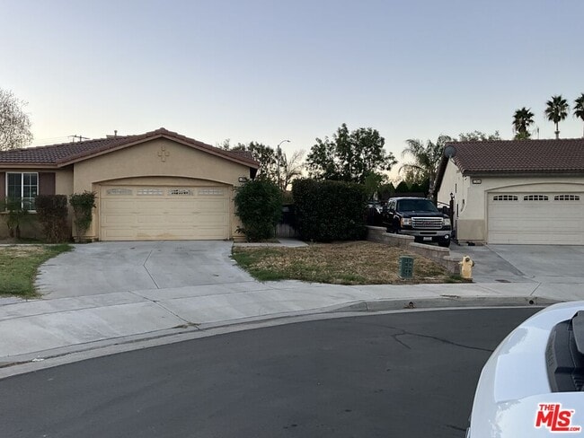 1288 Reward St