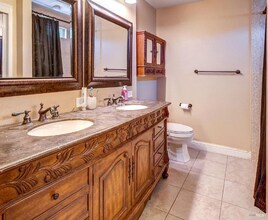 300 Kathy Ellen Dr in Vallejo, CA - Building Photo - Building Photo