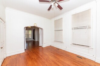 1016 S Oakley Blvd in Chicago, IL - Building Photo - Building Photo