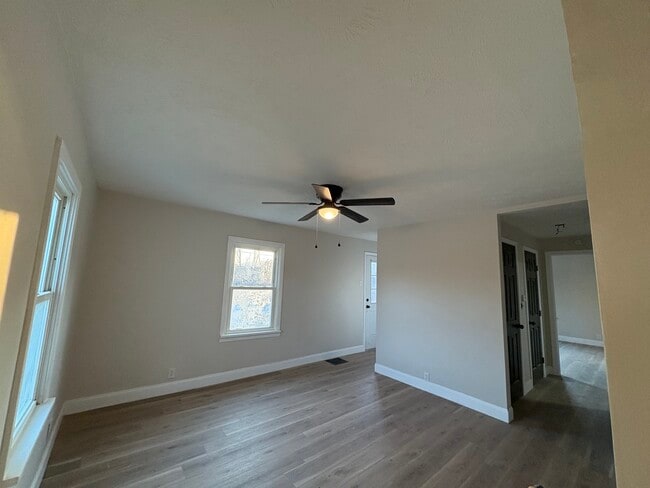 608 Columbus Ave in Martins Ferry, OH - Building Photo - Building Photo