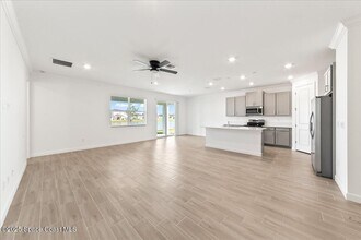 2037 Island Ave NW in Palm Bay, FL - Building Photo - Building Photo