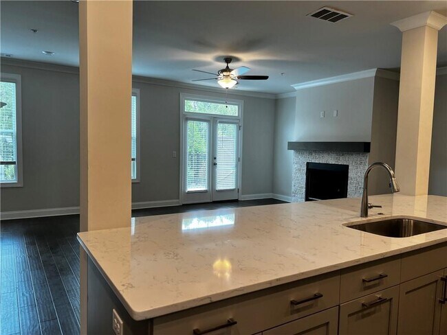 529 Clover Ln in Alpharetta, GA - Building Photo - Building Photo