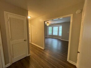 1656 Grist Mill Dr in Marietta, GA - Building Photo - Building Photo