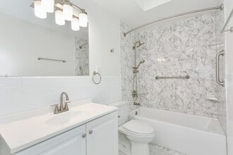 1511 N Harmon St in Tacoma, WA - Building Photo - Building Photo