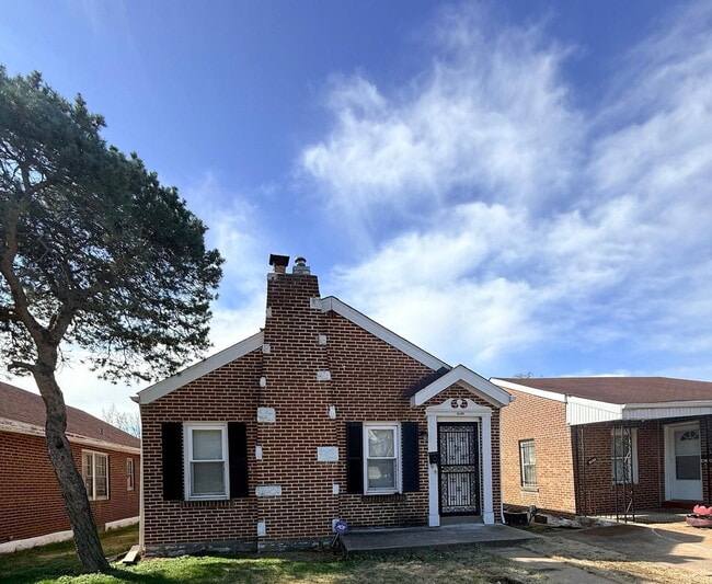 property at 6148 Laura Ave