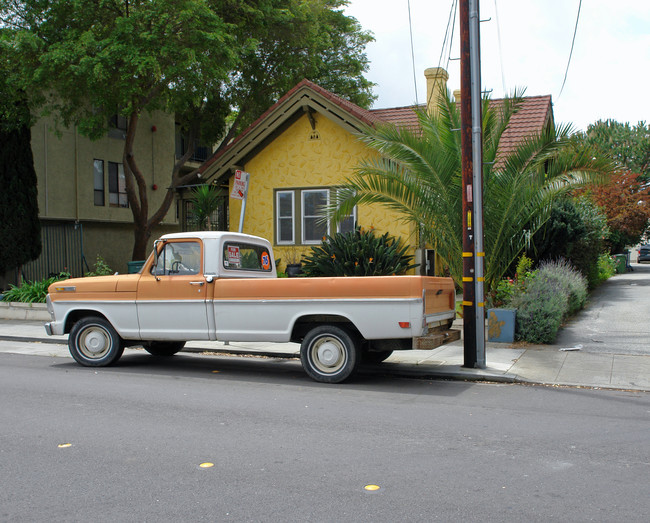 215 N Ellsworth Ave in San Mateo, CA - Building Photo - Building Photo