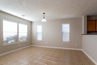 1227 Grassy View Dr in Houston, TX - Building Photo - Building Photo