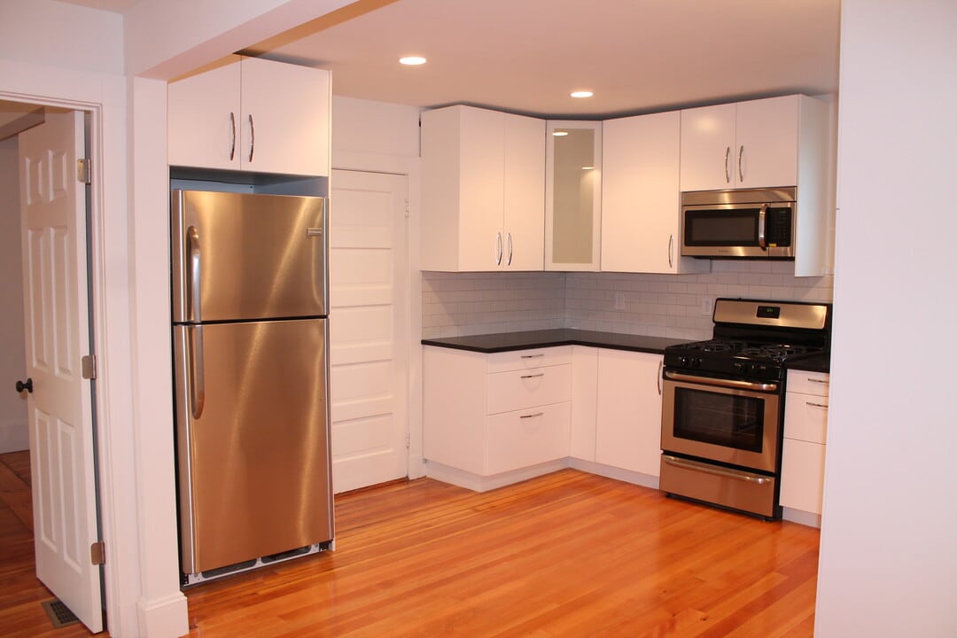 17 Beechwood Ave, Unit 1 in Watertown, MA - Foto de edificio