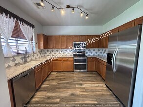 8918 N Misty Brook Dr in Tucson, AZ - Building Photo - Building Photo