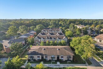 505 N Kenilworth Ave, Unit 4 in Glen Ellyn, IL - Building Photo - Building Photo