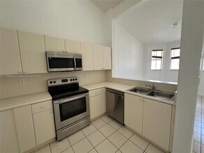 1651 SE 28th Ct in Homestead, FL - Building Photo - Building Photo