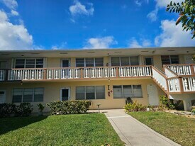 214 Easthampton I in West Palm Beach, FL - Building Photo