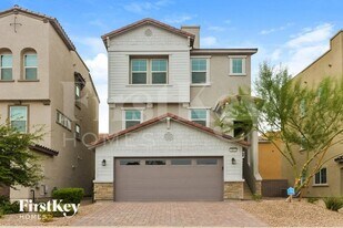 803 N Water St in Henderson, NV - Building Photo