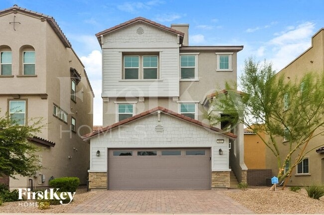 property at 803 N Water St