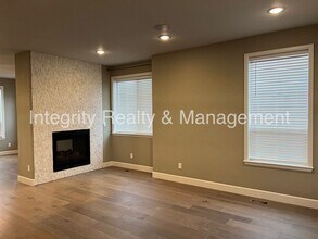 1612 Castle Creek Cir in Castle Rock, CO - Building Photo - Building Photo