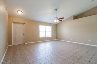 520 NW 24th Ave in Cape Coral, FL - Building Photo - Building Photo