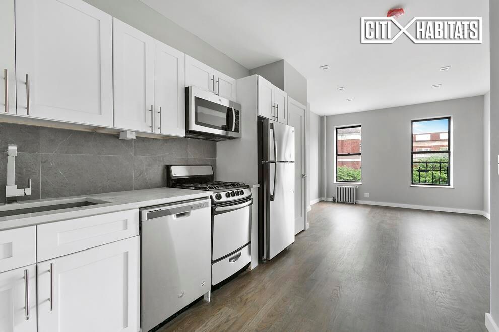 291 Pleasant Ave-Unit -1A in New York, NY - Building Photo