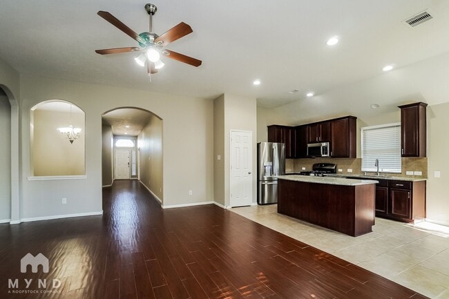 22015 Cascade Hollow Ln in Spring, TX - Building Photo - Building Photo
