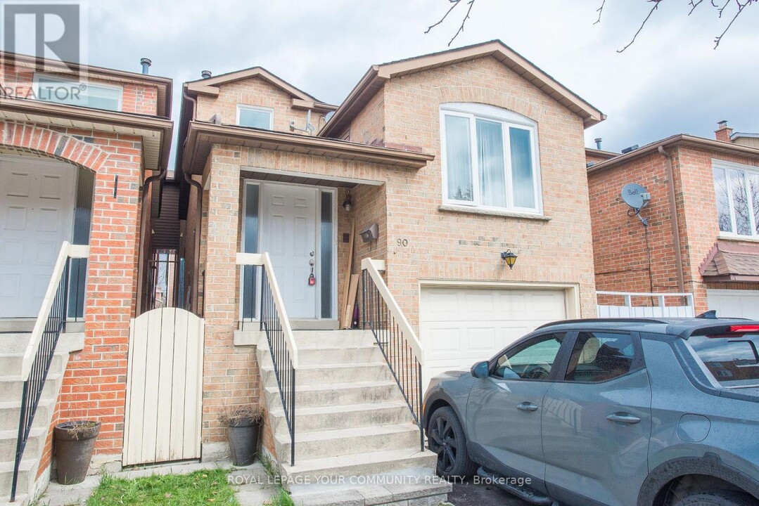 90 Carnival Ct in Toronto, ON - Building Photo
