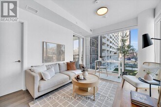 664 Spadina Ave. in Toronto, ON - Building Photo - Building Photo