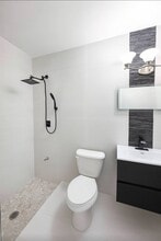 9330 SW 24th St in Miami, FL - Building Photo - Building Photo