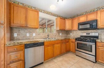 57004 Antelope Trl in Yucca Valley, CA - Building Photo - Building Photo