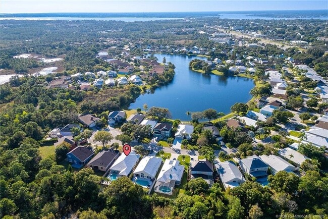 920 NW Waterlily Pl in Jensen Beach, FL - Building Photo - Building Photo