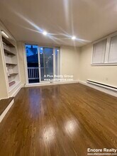 842 South St in Boston, MA - Building Photo - Building Photo