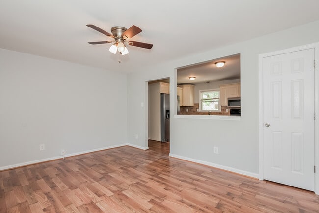 104 W Nims Ave in Mount Holly, NC - Building Photo - Building Photo