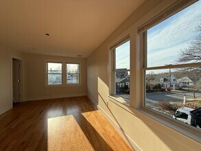 15 Cherry St in Fairhaven, MA - Building Photo - Building Photo