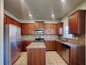 12003 Allard Bluff in San Antonio, TX - Building Photo - Building Photo