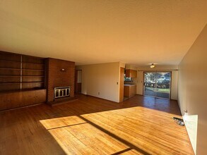 19265 SW Baseline Rd in Beaverton, OR - Building Photo - Building Photo