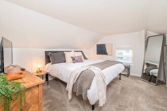 405 Michigan St in Oshkosh, WI - Building Photo - Building Photo