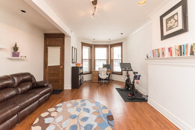 3744 N Fremont St in Chicago, IL - Building Photo - Building Photo