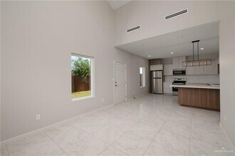 10 Hidden Hls St in Mission, TX - Building Photo - Building Photo