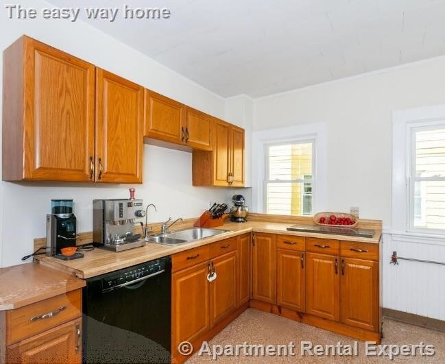 294 Boston Ave, Unit A in Medford, MA - Building Photo - Building Photo