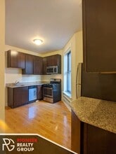 1224 N Dearborn St, Unit 1220-2A in Chicago, IL - Building Photo - Building Photo