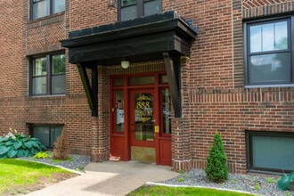 Princeton Hall in St. Paul, MN - Building Photo - Building Photo